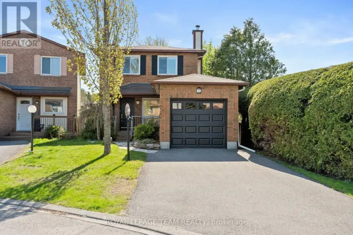 93 HEWITT WAY, Ottawa