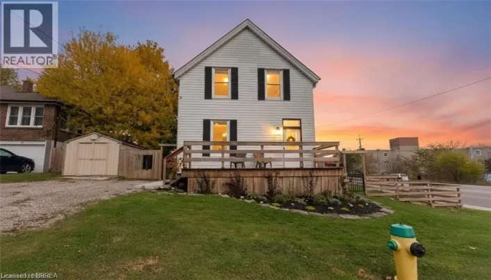 93 PERRY Street, Woodstock