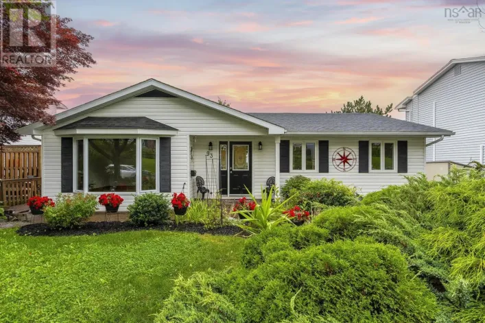 House for sale: 93 Regal Road, Dartmouth
