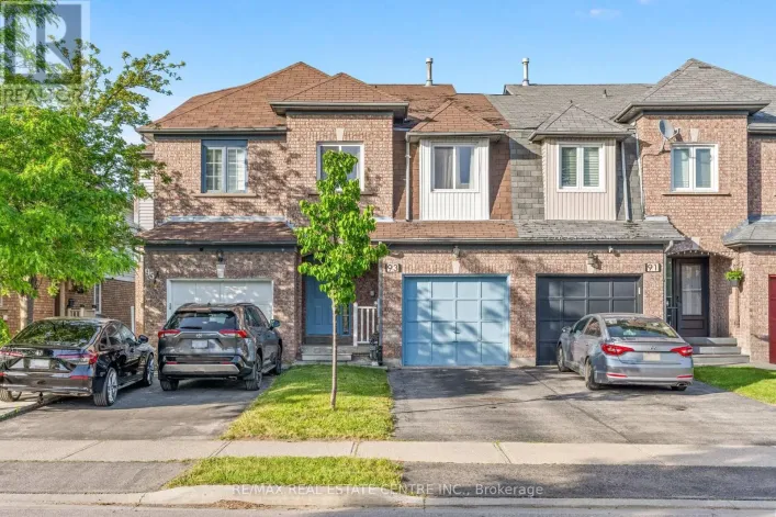 93 URAL CIRCLE, Brampton