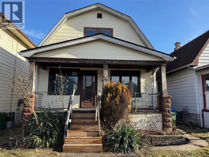 930 ELSMERE AVENUE, Windsor