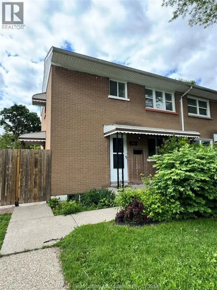 931 RANDOLPH AVENUE, Windsor