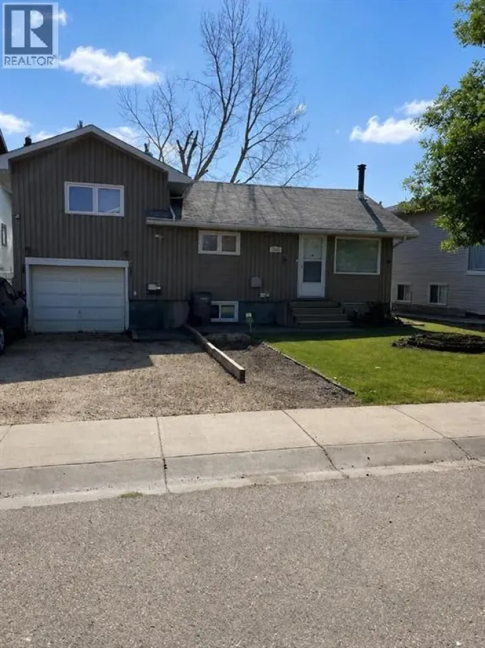 9319 103 Avenue, Grande Prairie