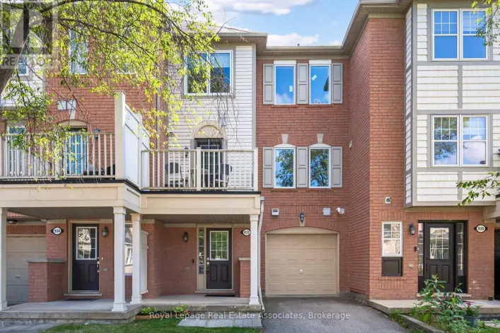932 BURGESS GARDENS, Milton