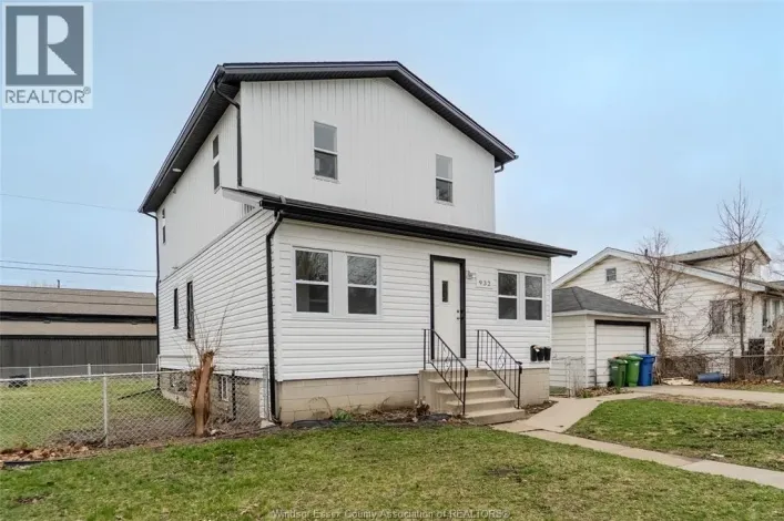 932 Oak AVENUE Unit# Main, Windsor