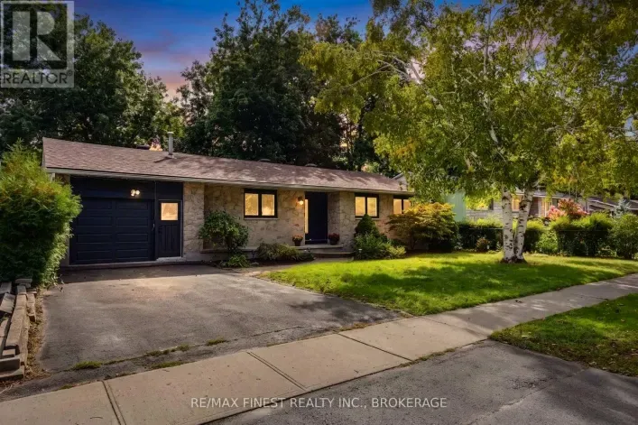 933 MAYFAIR CRESCENT, Kingston