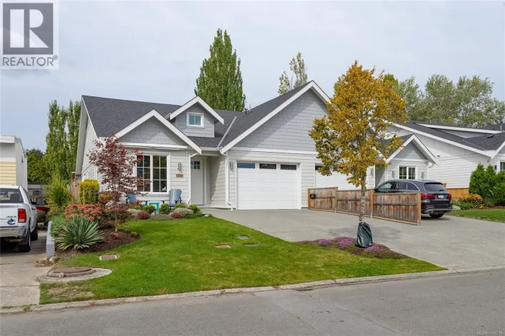 9344 Maryland Dr, Sidney