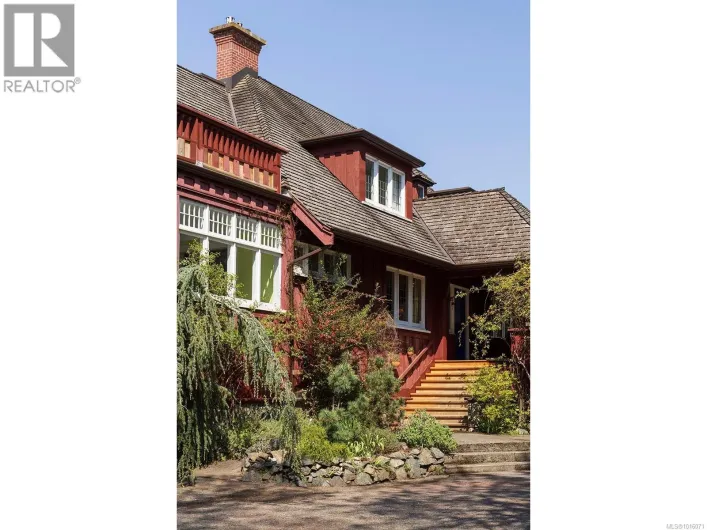 934A Foul Bay Rd, Oak Bay