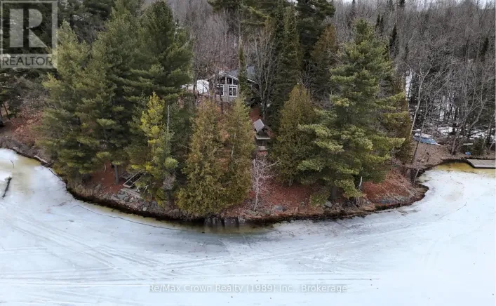 935 LIMBERLOST POINT ROAD, Parry Sound Remote Area