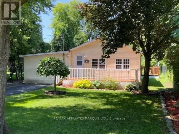 936 GLOUCESTER STREET N, Cornwall