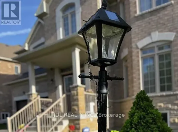 936 GORING CIRCLE, Newmarket