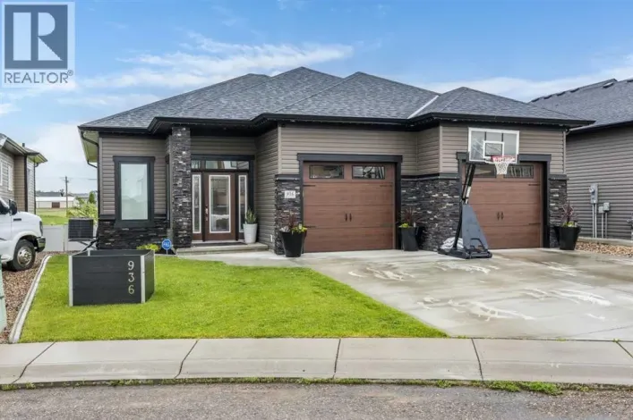 936 Maskell Place SE, Redcliff