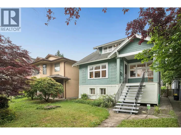 936 W 17TH AVENUE, Vancouver