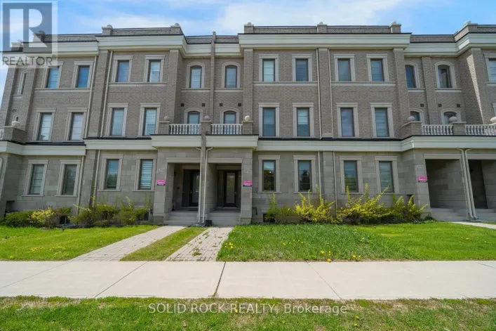 9376 BAYVIEW AVENUE, Richmond Hill