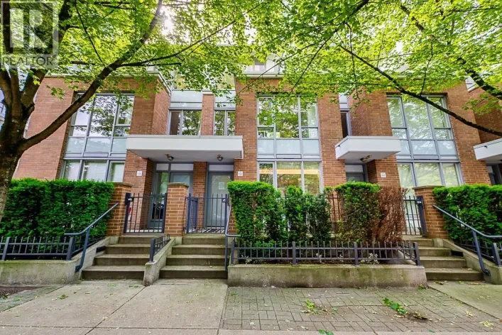 938 BEATTY STREET, Vancouver