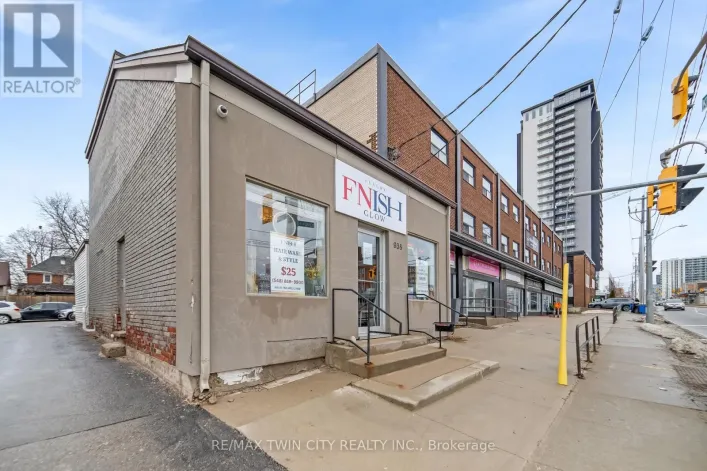 938 KING STREET W, Kitchener