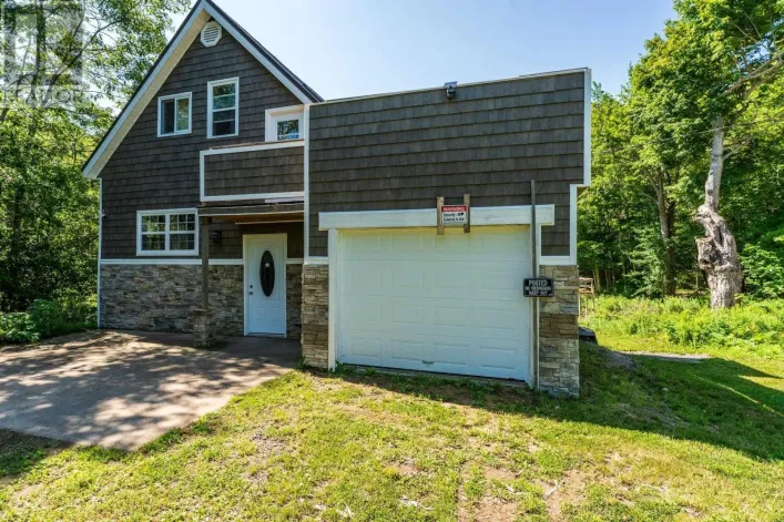 938 Weymouth Falls Road, Weymouth Falls