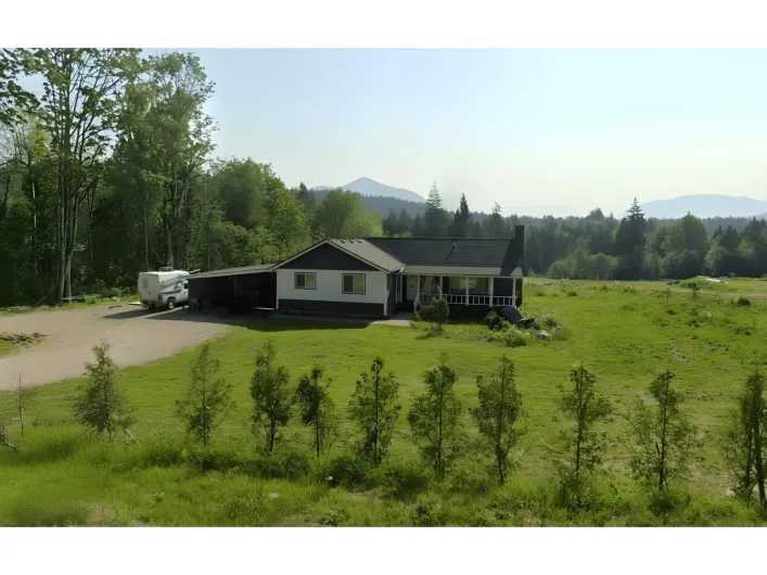 9386 CLAY STREET, Mission