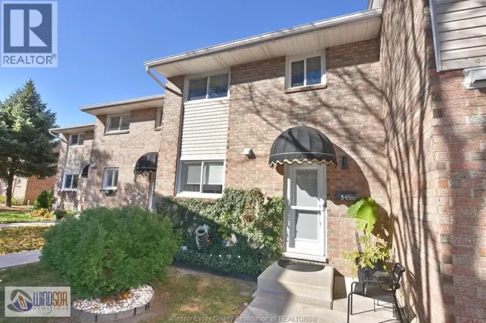 9388 ESPLANADE Unit# 3, Windsor