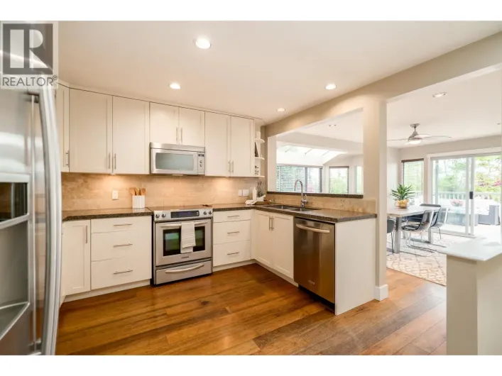 939 CALVERHALL STREET, North Vancouver