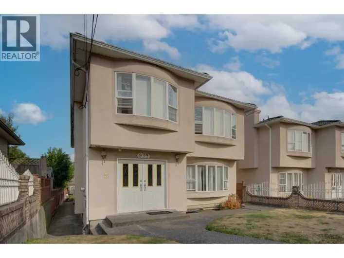 939 E 26TH AVENUE, Vancouver