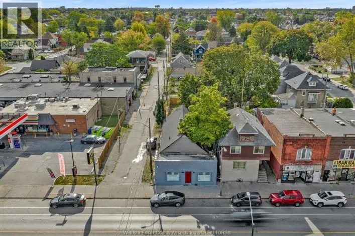 939 WYANDOTTE STREET East, Windsor