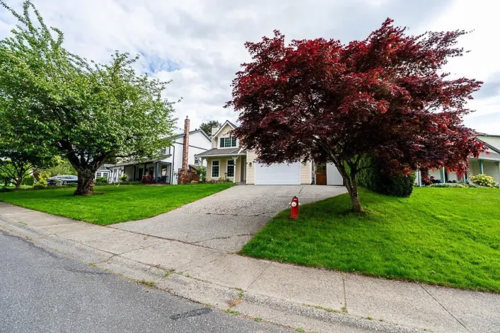 9395 209B STREET, Langley