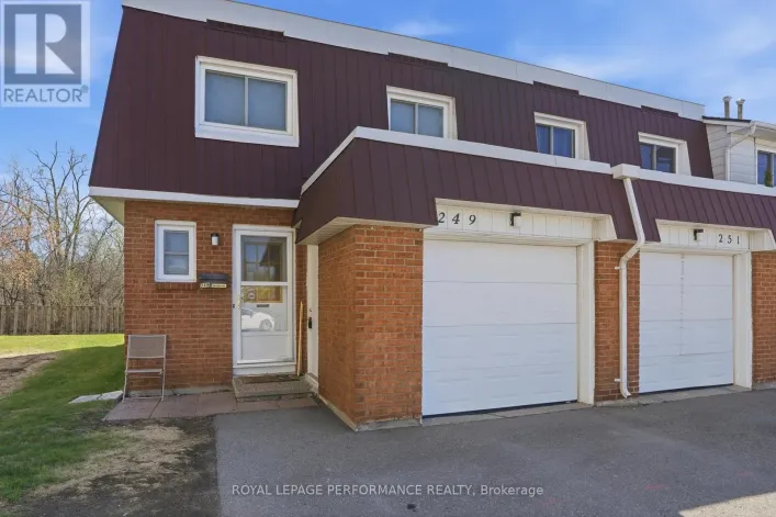 94 - 249 ROMULUS PRIVATE, Ottawa