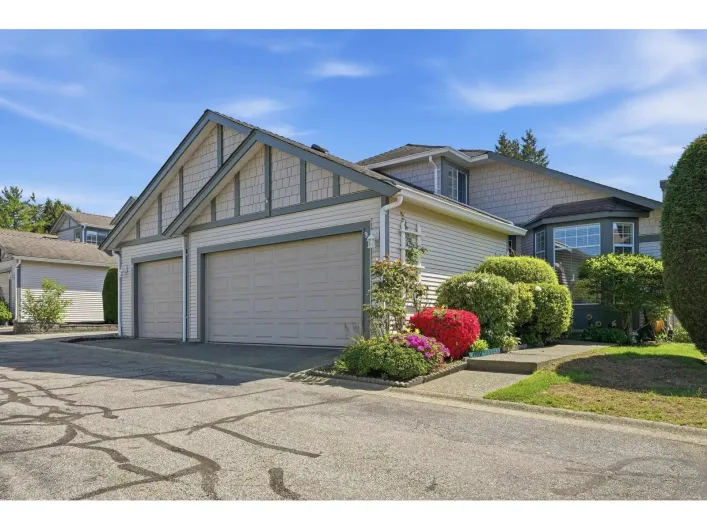 94 9012 WALNUT GROVE DRIVE, Langley