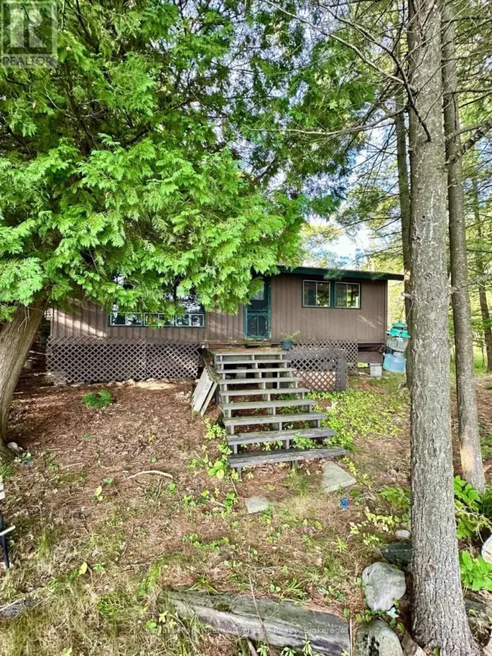 94 CRANE LAKE W/A, The Archipelago