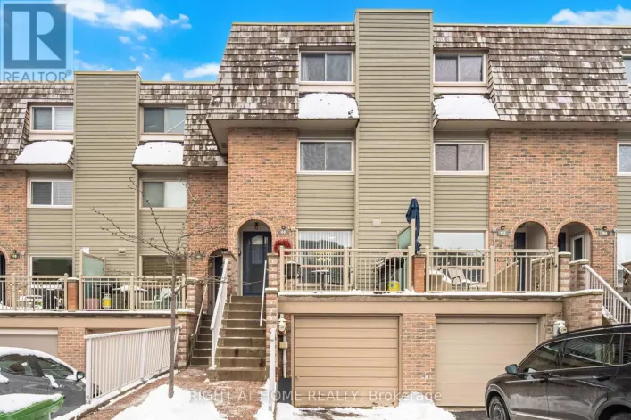 94 DUTCH MYRTLE WAY, Toronto