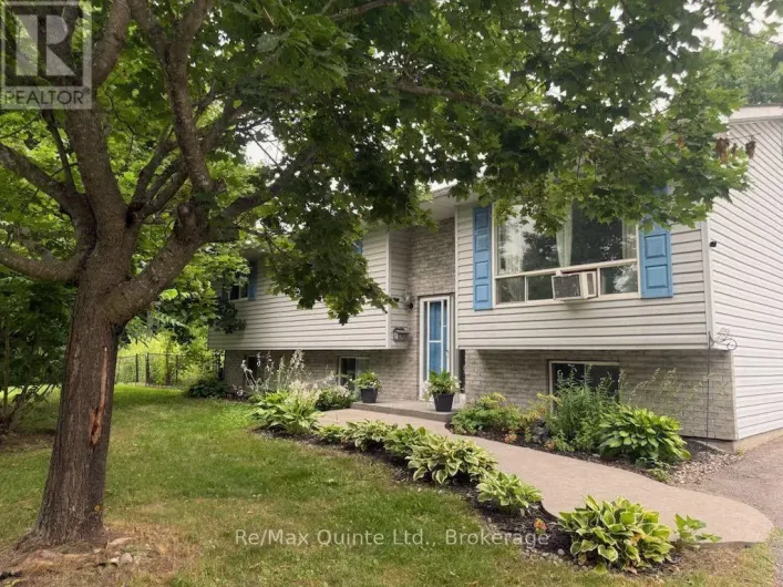 94 GRENVILLE PARK DRIVE, Quinte West