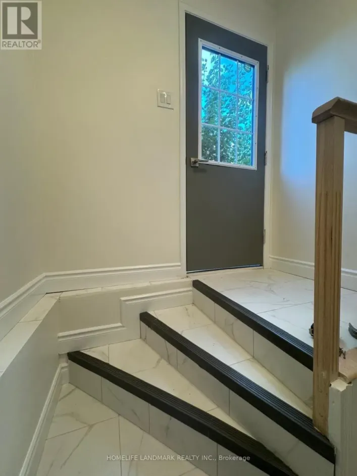 94 HOUSEMAN CRESCENT, Richmond Hill