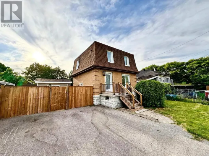 94 HOWARD AVENUE, Hamilton