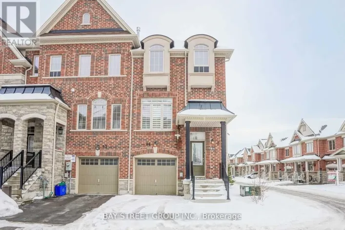 94 MACK CLEMENT LANE, Richmond Hill