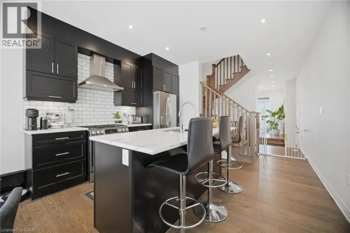 94 SETTLERS Road E, Oakville