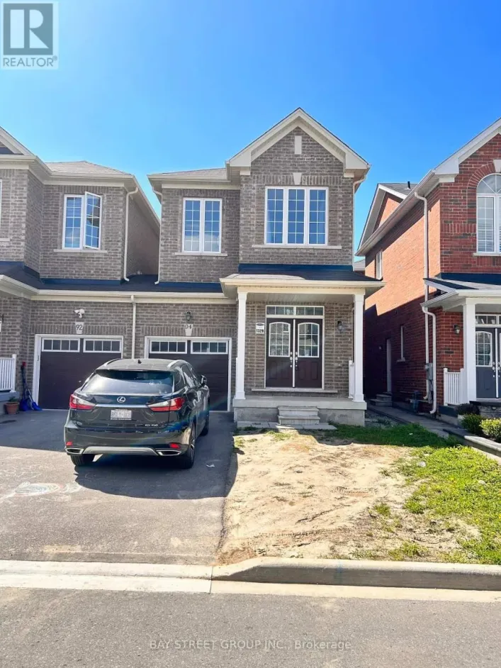 94 TITAN TRAIL, Markham