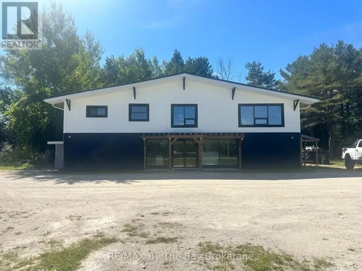 9405 BEACHWOOD ROAD HIGHWAY, Collingwood