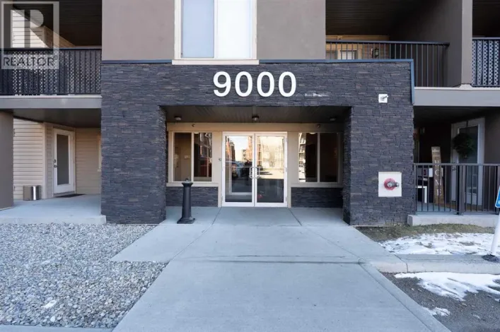 9407, 403 Mackenzie Way SW, Airdrie