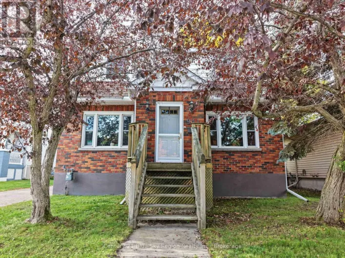 941 MAIN STREET W, North Bay