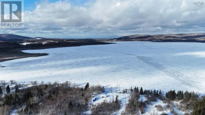 941 West Lake Ainslie Road|McCormack, West Lake Ainslie