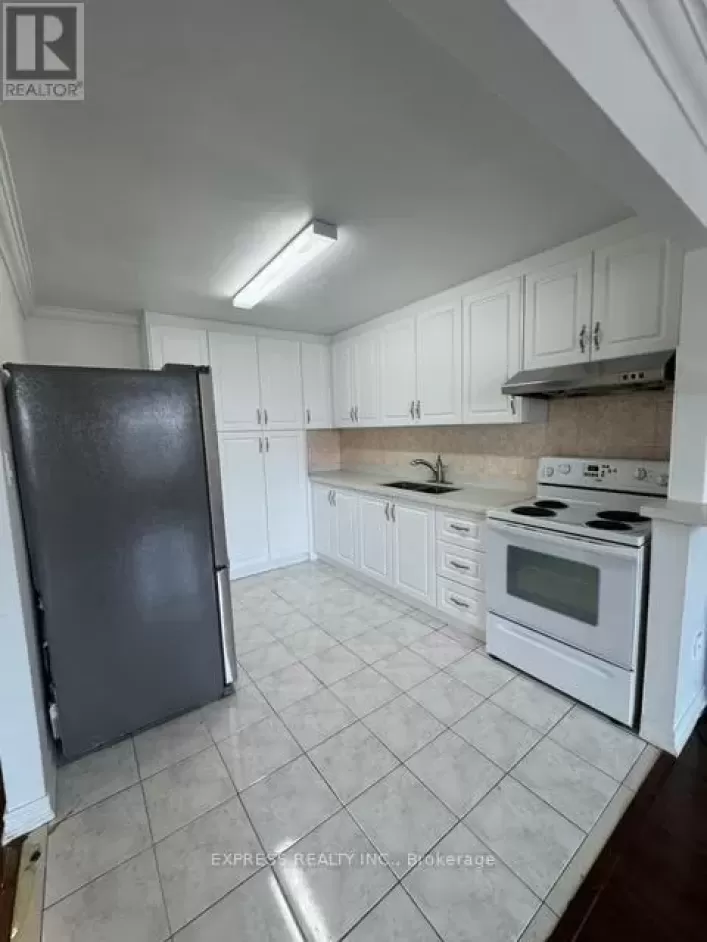 941A LAKESHORE ROAD E, Mississauga