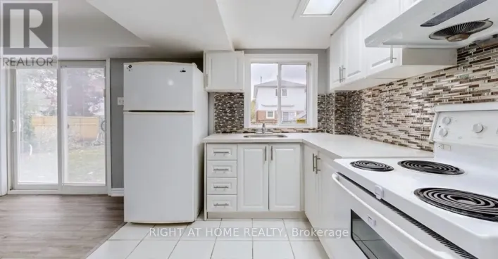 942 PORT UNION ROAD, Toronto