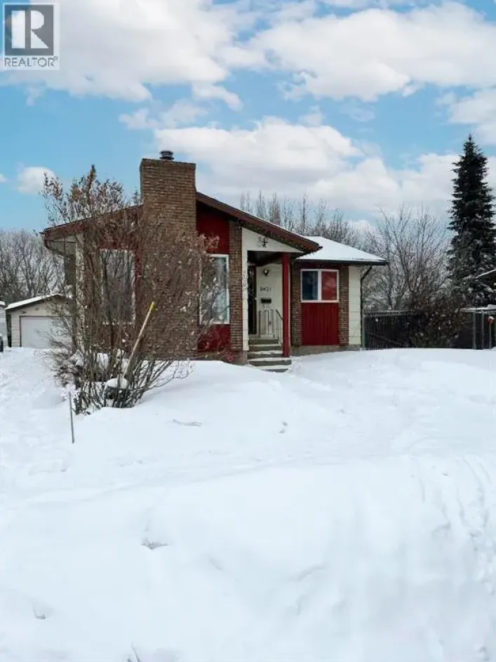 9421 70 Avenue, Grande Prairie