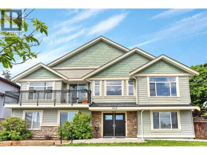943 HARRIS AVENUE, Coquitlam