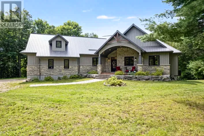 944 MCLAREN ROAD, Tay Valley