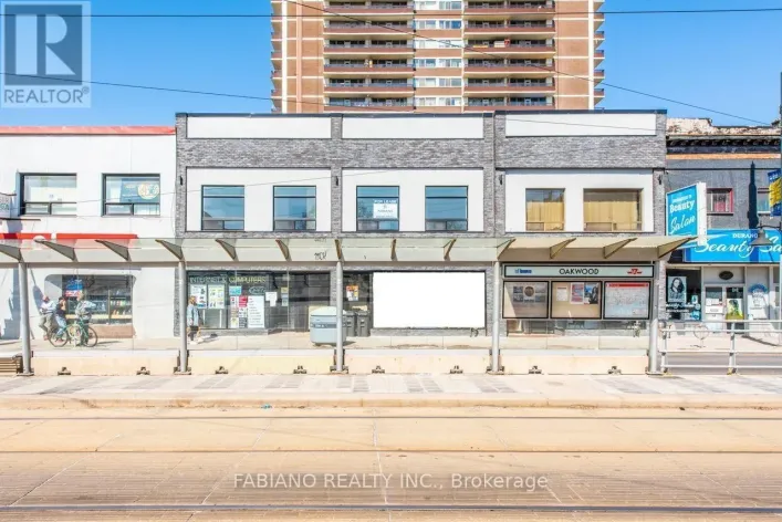 944 ST CLAIR AVENUE W, Toronto