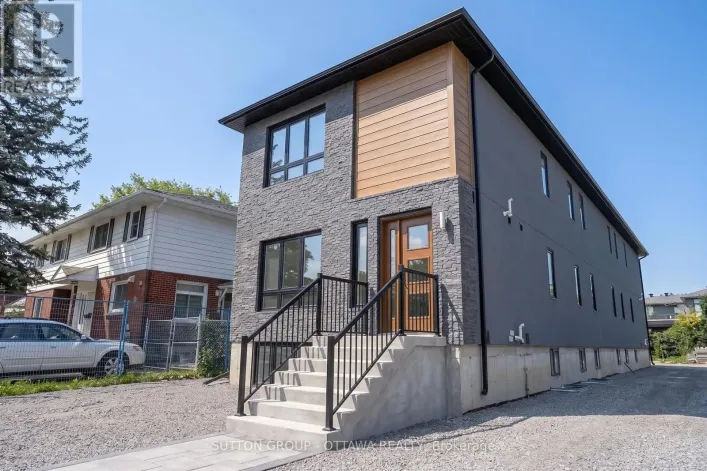 944 WOODROFFE AVENUE, Ottawa