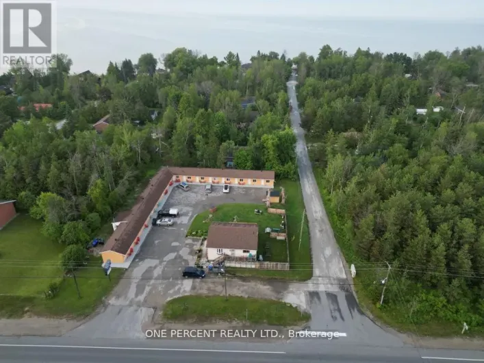 9448 BEACHWOOD ROAD, Collingwood