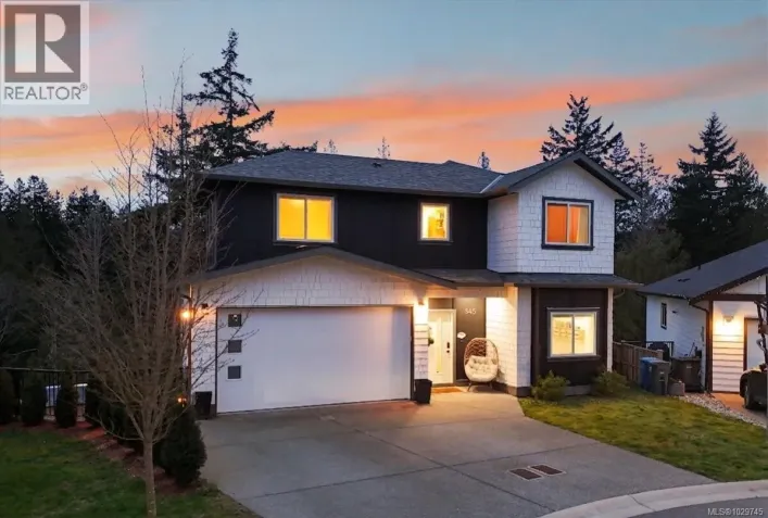 945 Blakeon Pl, Langford